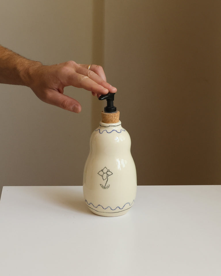 Soap dispenser