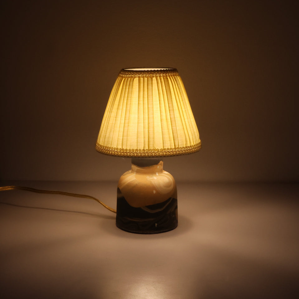 Desert sands lamp