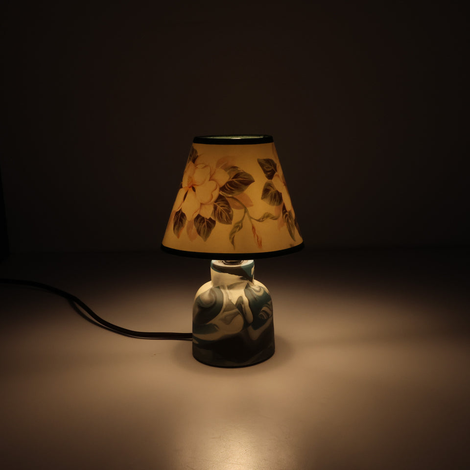 Dogwood lamp