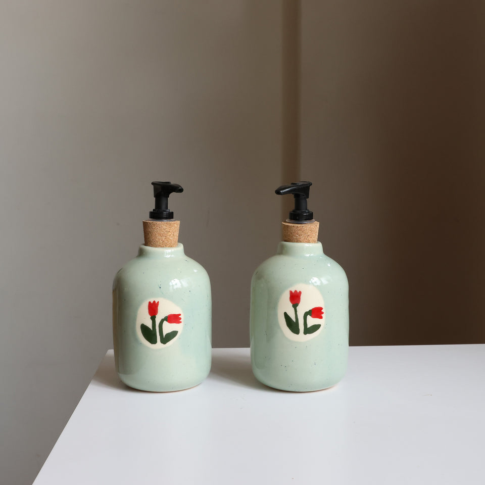 Soap dispenser