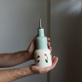 Oil pourer