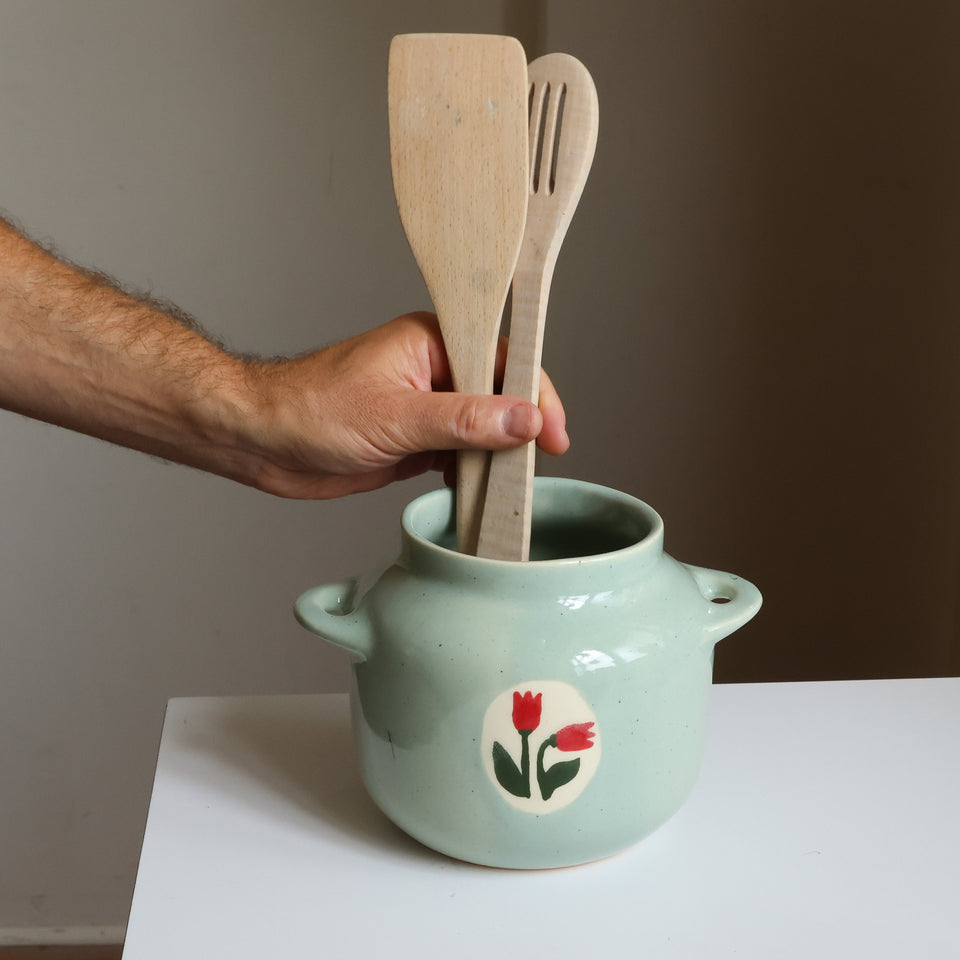 Spoon crock