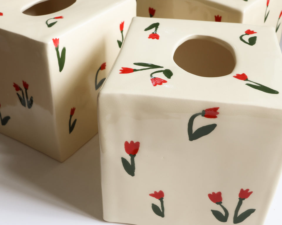 Tulip tissue box