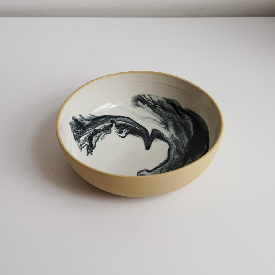 Shallow bowl
